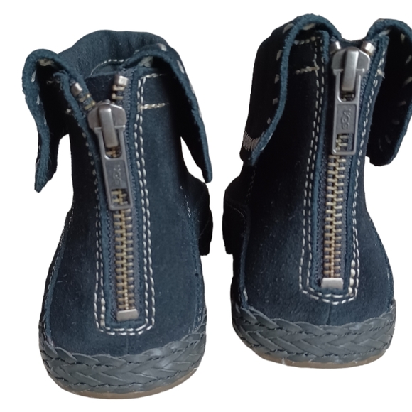 Ugg Varney black moccasins boho ankle booties size 7 - Picture 5 of 9